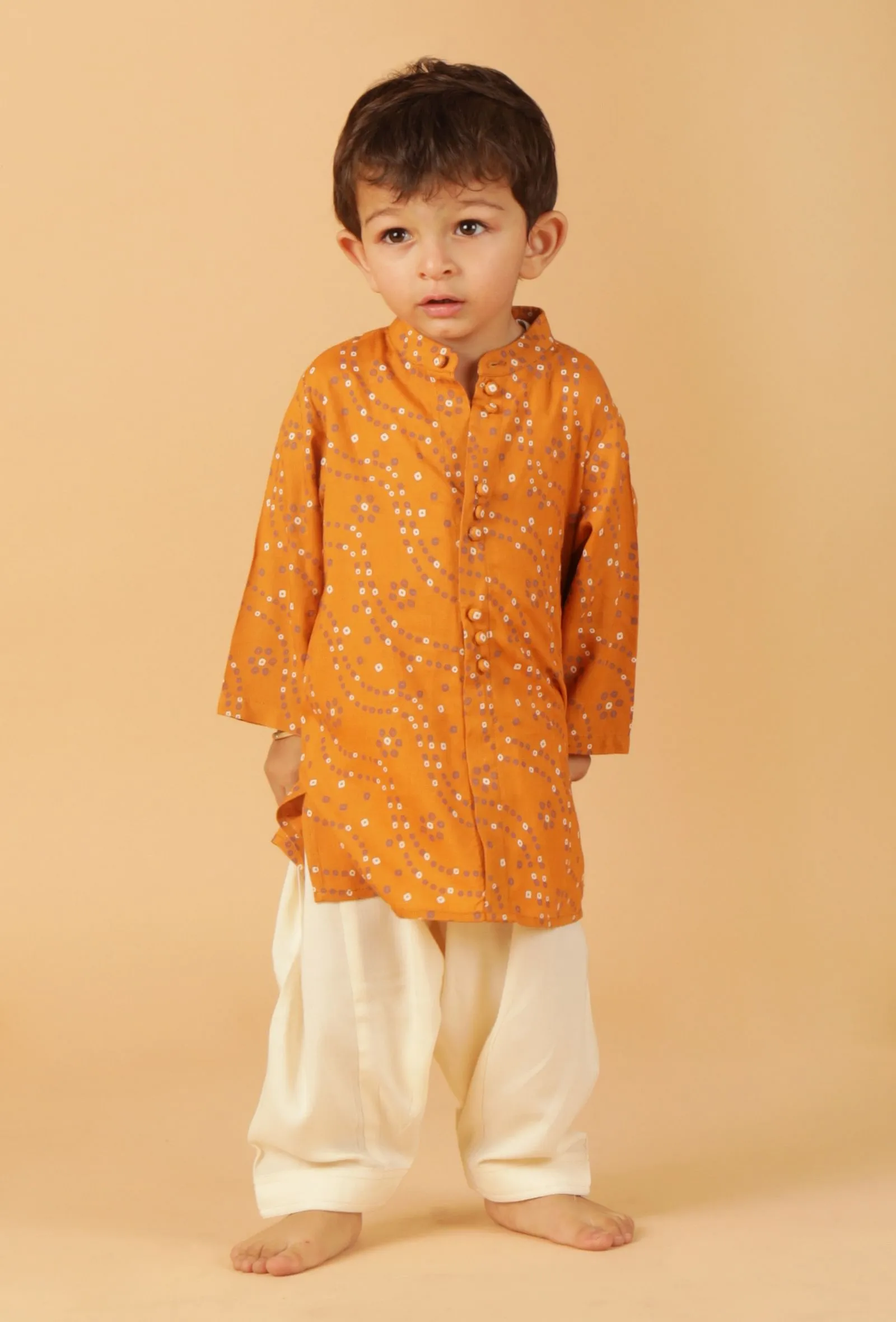 Set Of 2: Aadesh Orange Bandhani Rayon Kurta & Off-White Salwar Pant