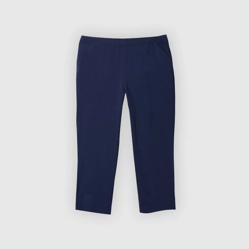 Signature Ultra-Stretch Cropped Pants